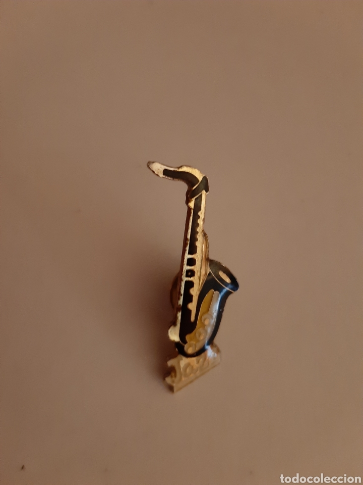 Pins de colecci&oacute;n: Pin Saxof&oacute;n - Foto 3