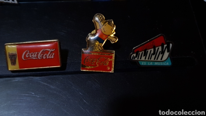 Pins de colecci&oacute;n: Lote de 10 pins de Coca Cola - Foto 5