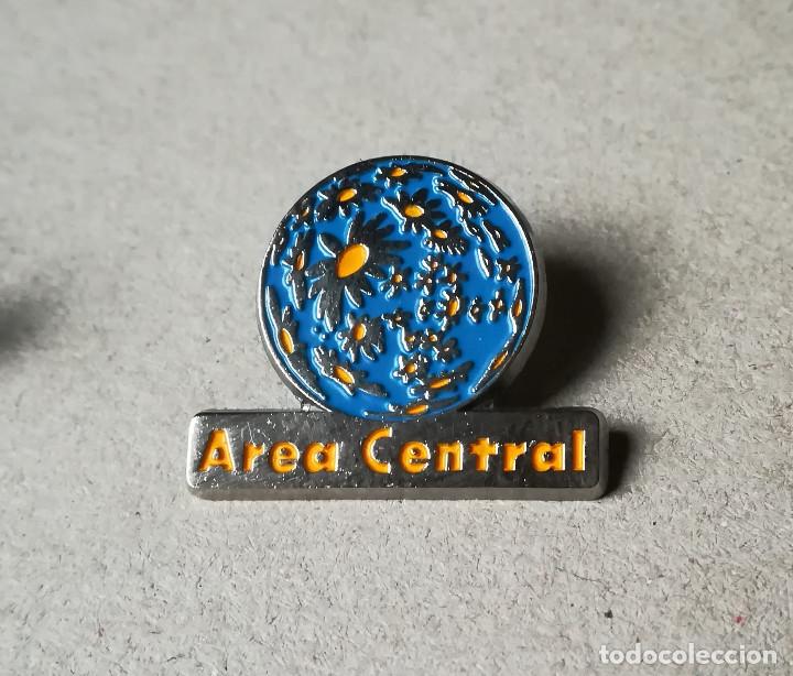 Pins de colecci&oacute;n: PIN AREA CENTRAL. EDIFICIO COMERCIO SANTIAGO DE COMPOSTELA. GALICIA. - Foto 1
