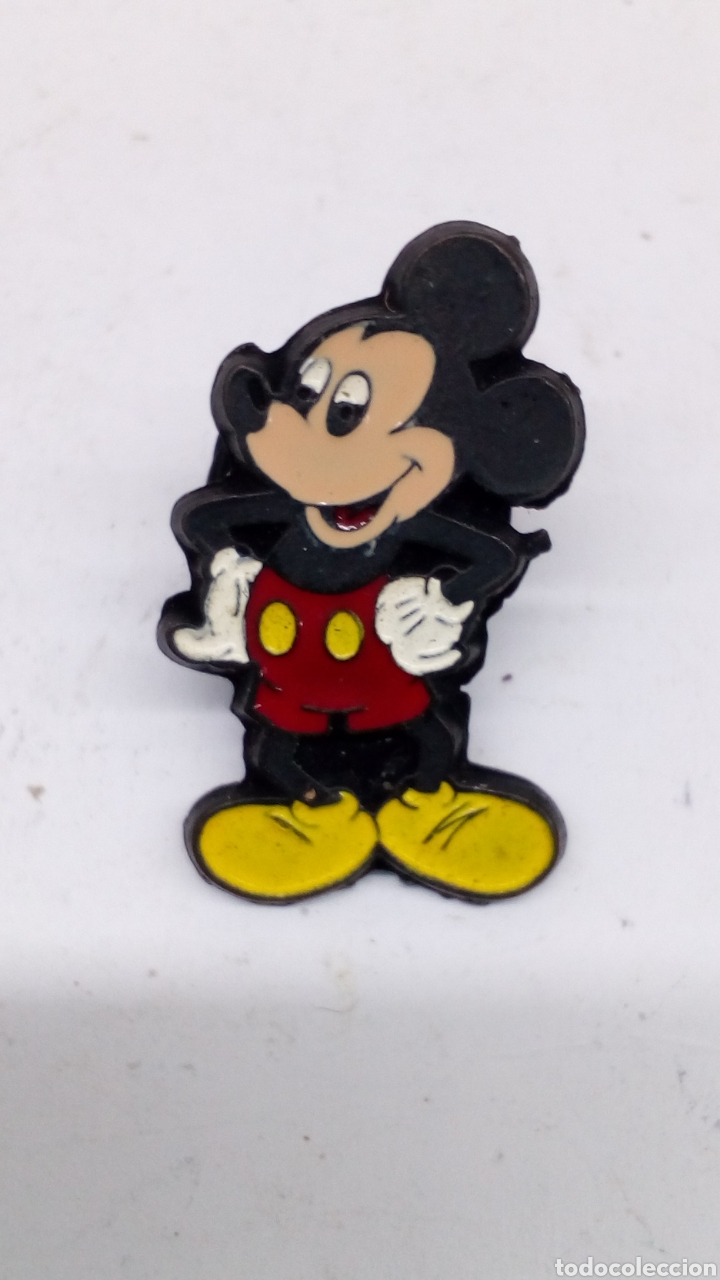 Pins de colecci&oacute;n: Pin con esmalte de dibujos animados Mickey Mouse