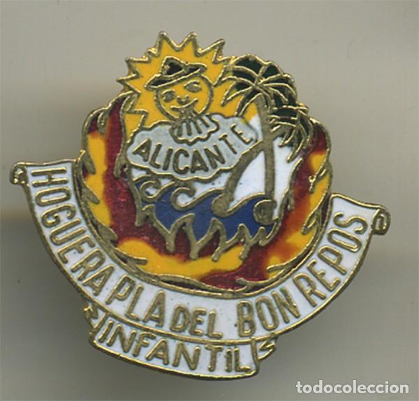 Pin's de collection: ALICANTE HOGUERA PLA DEL BON REPOS INFANTIL FOGUERES DE SANT JUAN