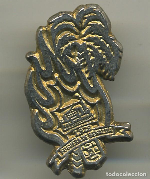 Pin's de collection: ALICANTE HOGUERA BENALUA 1928  PLATEADO FOGUERES DE SANT JUAN