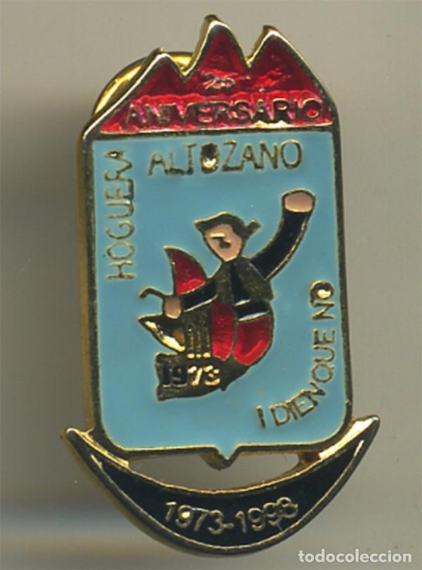 Pins e Spille di collezione: ALICANTE HOGUERA ALTOZANO Y DIEN QUE NO  25 ANIVERSARIO 1973-1998 FOGUERES DE SANT JUAN