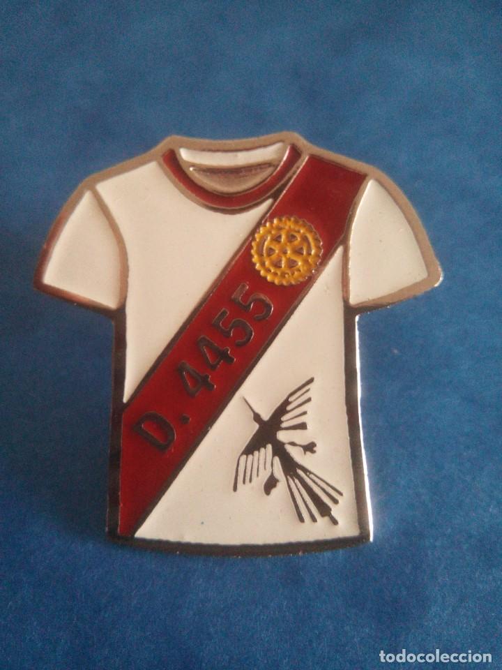 Pins de colecci&oacute;n: Pin camiseta - selecci&oacute;n futbol Per&uacute; - distrito Rotary