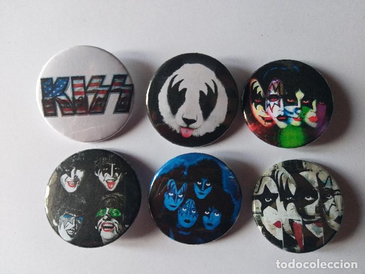 Pins de colecci&oacute;n: 6 CHAPAS GRANDES DE KISS - (ENV&Iacute;O GRATIS) HEAVY METAL ROCK, BEATLES, OSO PANDA, GLAM, LOGO USA