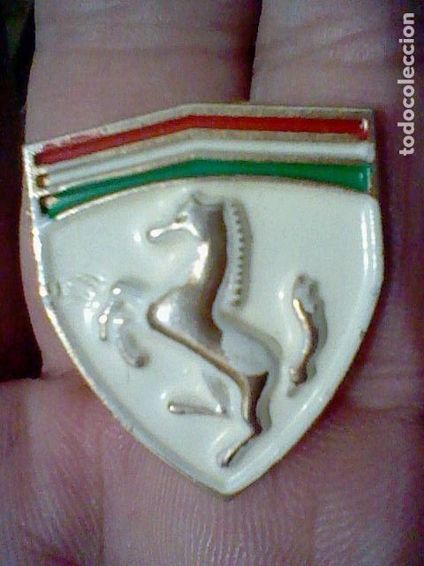 Pins de colecci&oacute;n: CABALLO RAMPANTE ITALIA CREO FERRARI INSIGNIA ANTIGUA