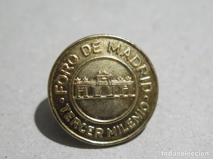 Sammlung von Pins: PIN. FORO DE MADRID. TERCER MILENIO