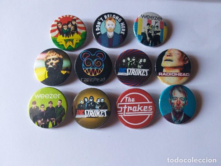 Pins e Spille di collezione: 10 CHAPAS GRANDES A ELEGIR (ENV&Iacute;O GRATIS) INDIE ROCK POP BADGES THE STROKES, RADIOHEAD, WEEZER