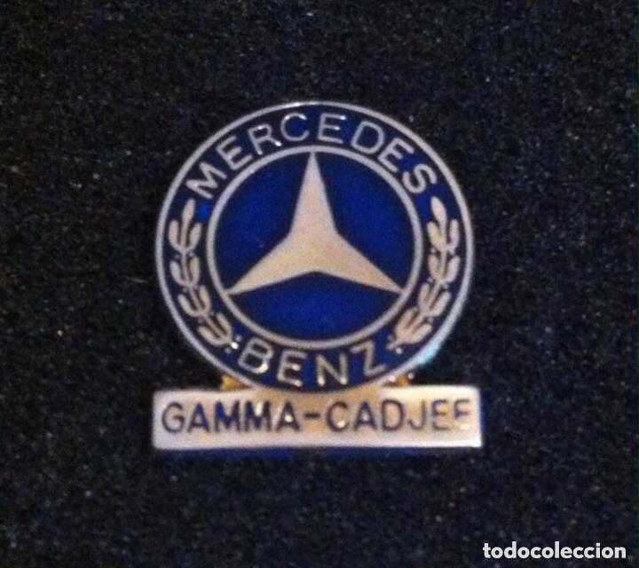 Pins de colecci&oacute;n: ANTIGUO PIN MERCEDES BENZ GAMMA-CADJEE