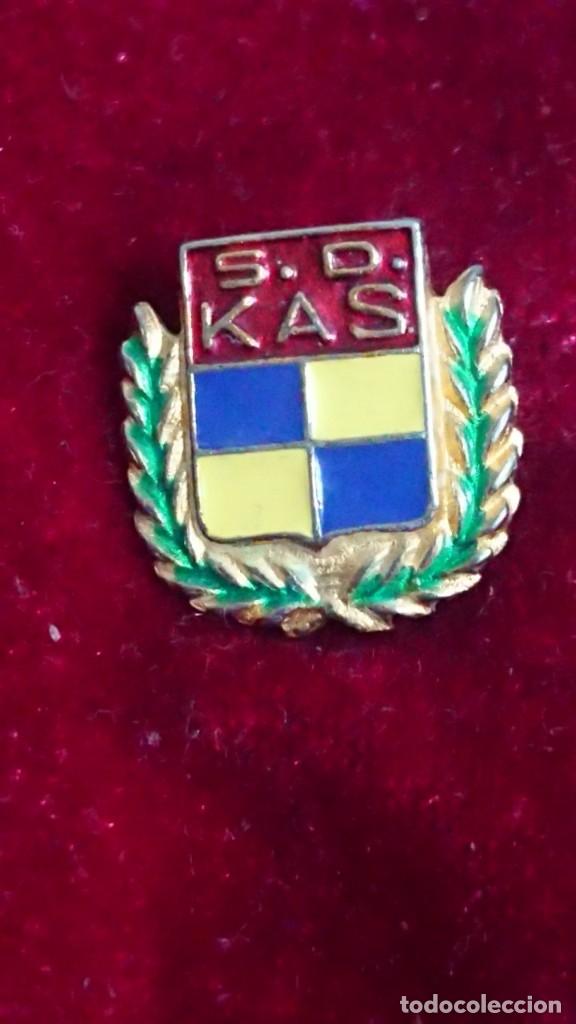 Pins de colecci&oacute;n: PIN PINS INSIGNIA DE ALFILER SOCIEDAD DEPORTIVA KAS CICLISMO