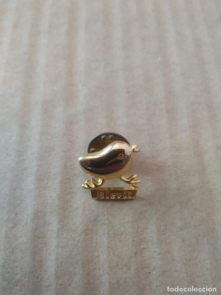 Pins de colecci&oacute;n: PIN PUBLICIDAD BLEVIT, P&Aacute;JADO DORADO