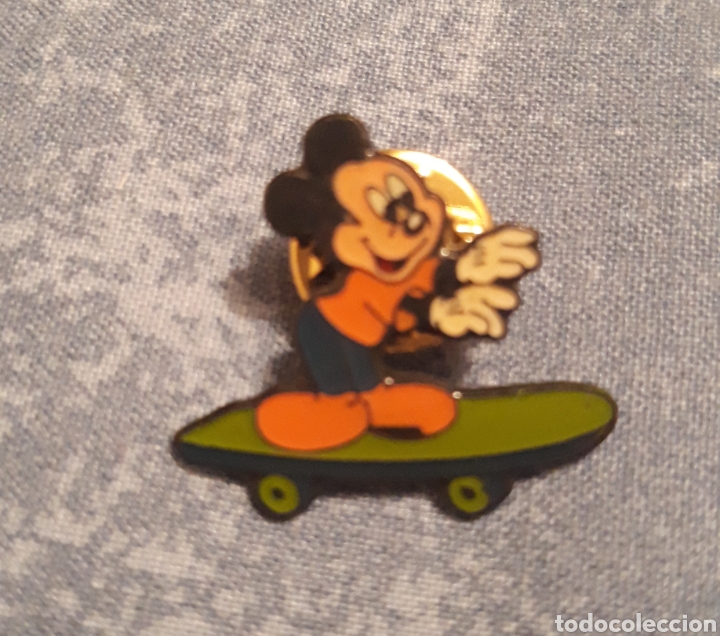 Pins de colecci&oacute;n: Antiguo pin mickey mouse