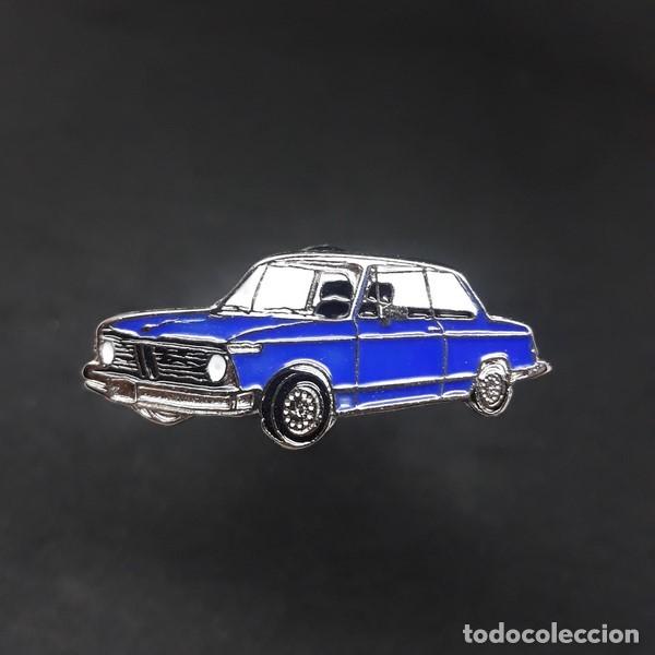 Pins de colecci&oacute;n: pin bmw 2002