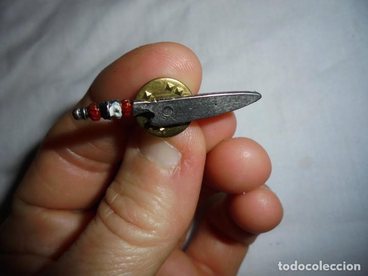 Pins de colecci&oacute;n: PIN CUCHILLO - Foto 4