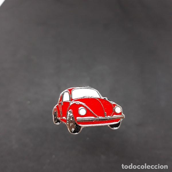 Pins de colecci&oacute;n: pin volkswagen beatle rojo