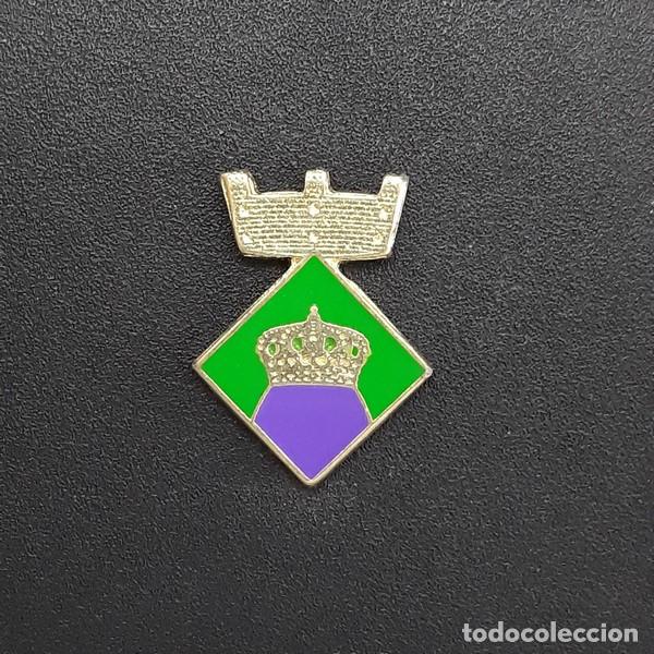 Collection pins: pin escut Mont-ral (CATALUNYA)