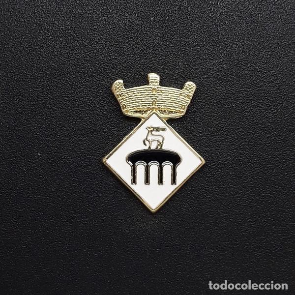 Pins de colecci&oacute;n: pin escut Pontils (CATALUNYA)