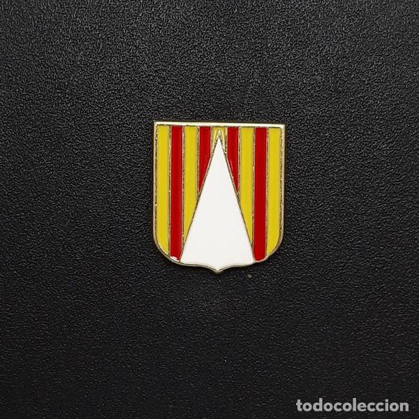 Pins de colecci&oacute;n: pin escut Pira (CATALUNYA)