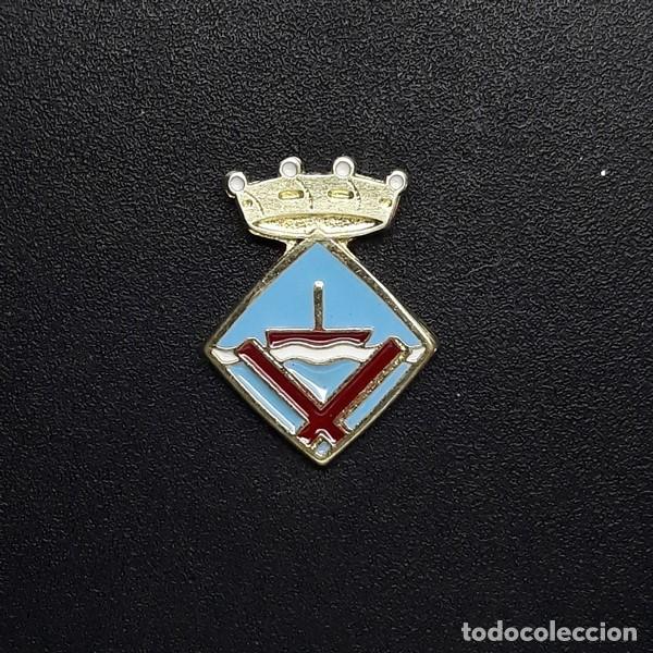 Pin's de collection: pin escut Sant Andreu de la Barca (CATALUNYA)