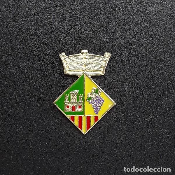 Pins de colecci&oacute;n: pin escut Torrelavit (CATALUNYA) - Foto 1