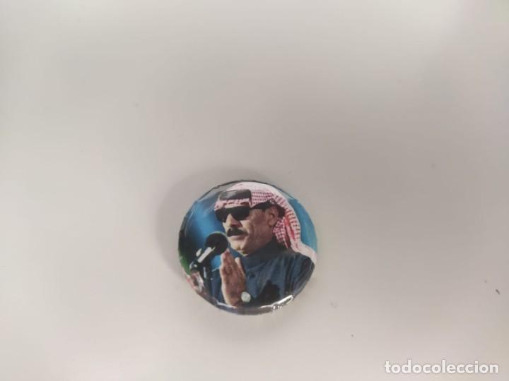 Pins e Spille di collezione: CHAPA OMAR SOULEYMAN - PINS, MUSICA, SIRIA, CANTANTE - 25 MM - NUEVA