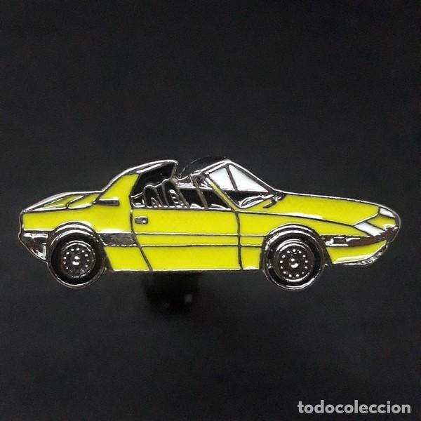 Pins de colecci&oacute;n: pin fiat 1.9 amarillo