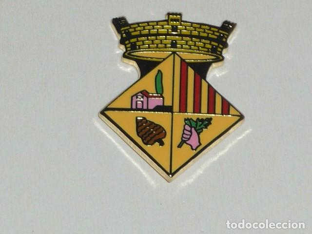 Pins de colecci&oacute;n: PIN ESCUDO HERALDICO DE MASROIG (TARRAGONA)