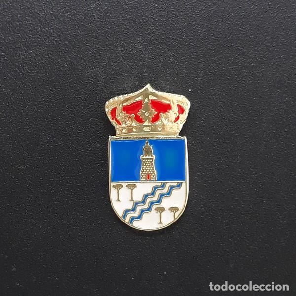 Pins e Spille di collezione: pin escudo Villalgordo del Jucar (ALBACATE)
