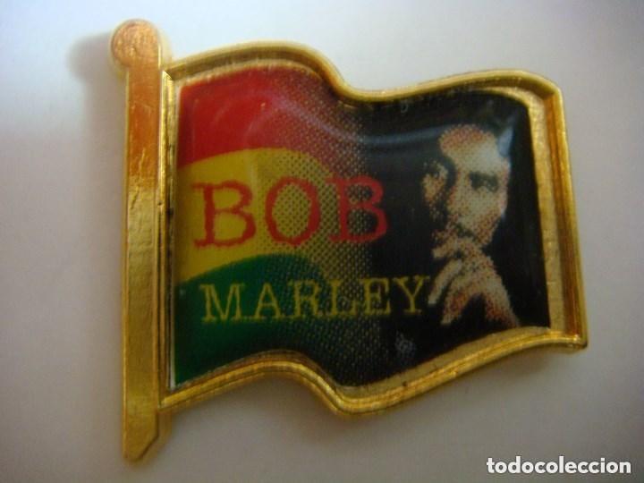 Pins de colecci&oacute;n: PINS DE BOB MARLEY CAJ-N&ordm;3-CAR-11