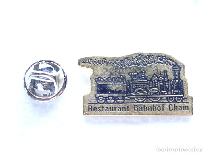 Collection pins: PIN DE TRENES FERROCARRILES. SUIZA. RESTAURANTE ESTACI&Oacute;N FFCC DE CHAM
