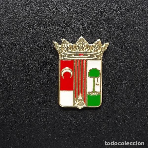Pins de colecci&oacute;n: pin escudo Illueca (ZARAGOZA)