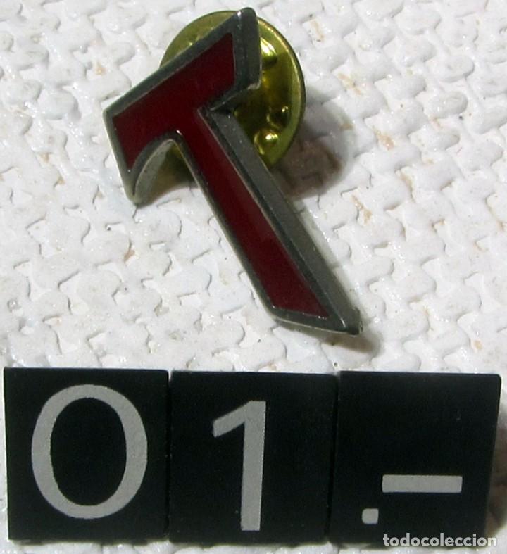 Pins de colecci&oacute;n: 11 PINS TEMATICA RELIGIOSA - Foto 2