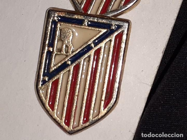 Pins de colecci&oacute;n: Antiguo pin del Atl&eacute;tico de Madrid.A&ntilde;os 70.