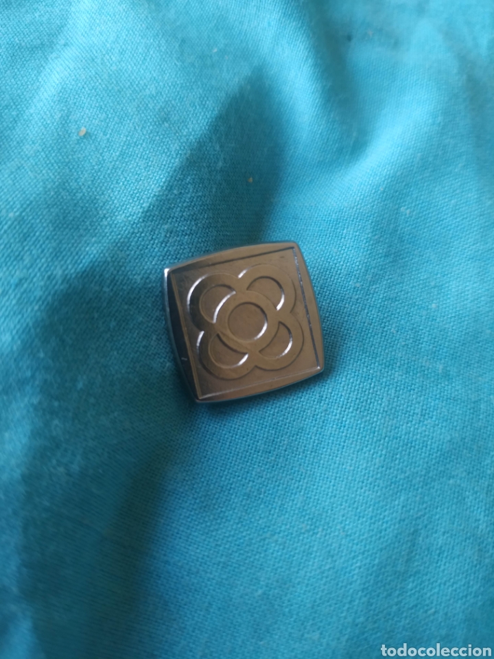 Sammlung von Pins: Pin apanot racional Flor de Barcelona