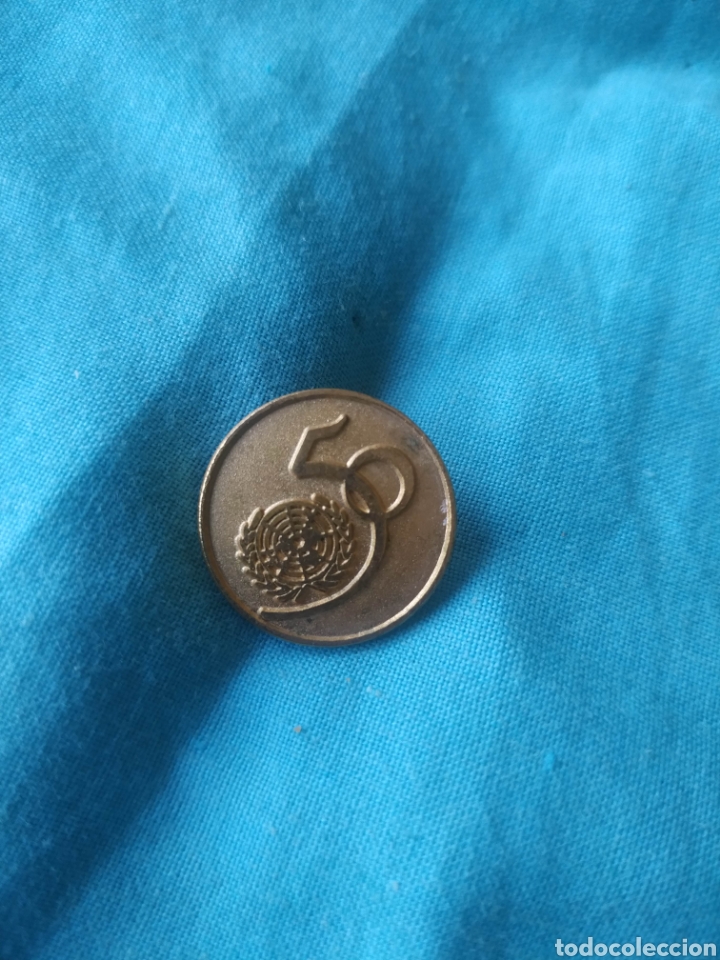 Sammlung von Pins: Pin Bodas Oro ONU Naciones Unidas 50 aniversario badge