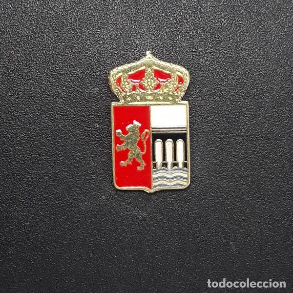 Pins de colecci&oacute;n: PIN ESCUDO LA PUEBLA DE ALFIND&Eacute;N (ZARAGOZA)