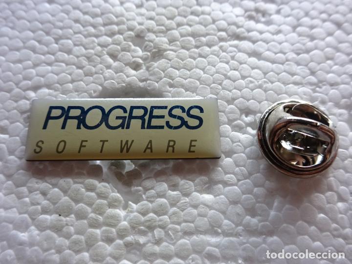 Pins de cole&ccedil;&atilde;o: PIN DE TECNOLOG&Iacute;A INFORM&Aacute;TICA TELEFON&Iacute;A. SOFTWARE PROGRESS