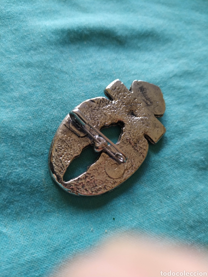 Pins de colecci&oacute;n: Pin tipo imperdible calavera - Foto 2