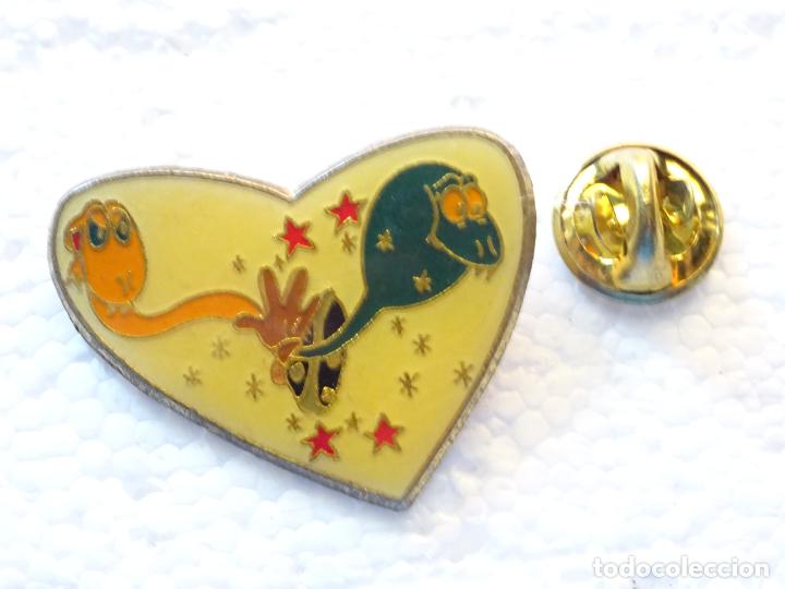 Pin's de collection: PIN DE DIBUJOS ANIMADOS. SERPIENTES