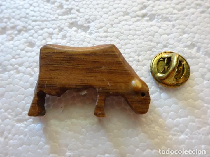 Pins e Spille di collezione: PIN DE NATURALEZA ANIMALES. OVEJA MADERA