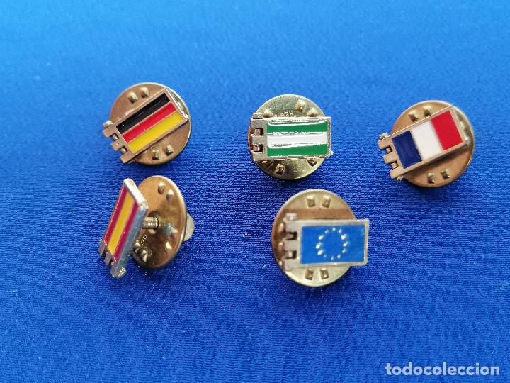 Pins de colecci&oacute;n: Banderas lote pins - Foto 2