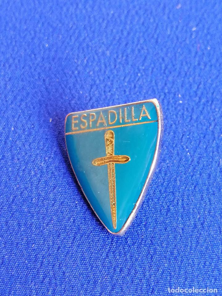 Pins de colecci&oacute;n: ESPADILLA escudo heraldico