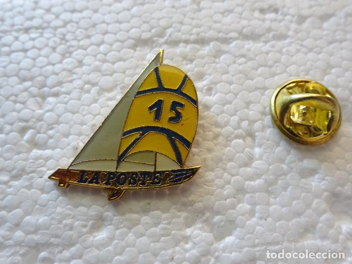 Pins de cole&ccedil;&atilde;o: PIN DE BARCOS NAVIERAS. BUQUE BARCO CATAMAR&Aacute;N CORREOS DE FRANCIA LA POSTE