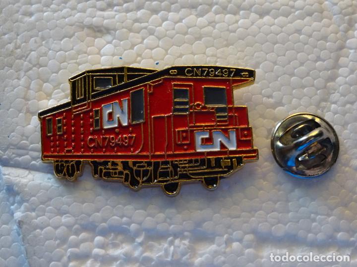 Pin's de collection: PIN DE TRENES FERROCARRILES. CANAD&Aacute;. TREN LOCOMOTORA DE CN RAIL. CANADIAN NATIONAL RAILWAY
