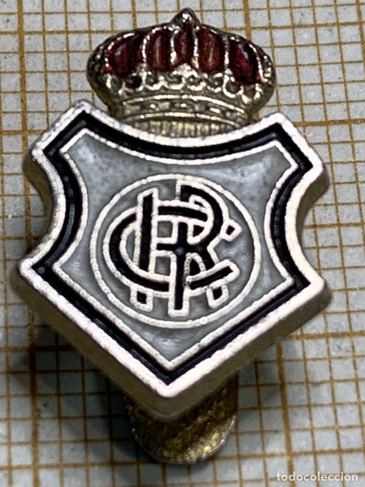 Sammlung von Pins: Pin Ojal Club Recreativo de Huelva