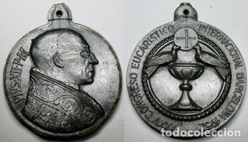 Pins de colecci&oacute;n: MEDALLA RELIGIOSA DE PL&Aacute;STICO PAPA PIO XII (A&Ntilde;O 1952)