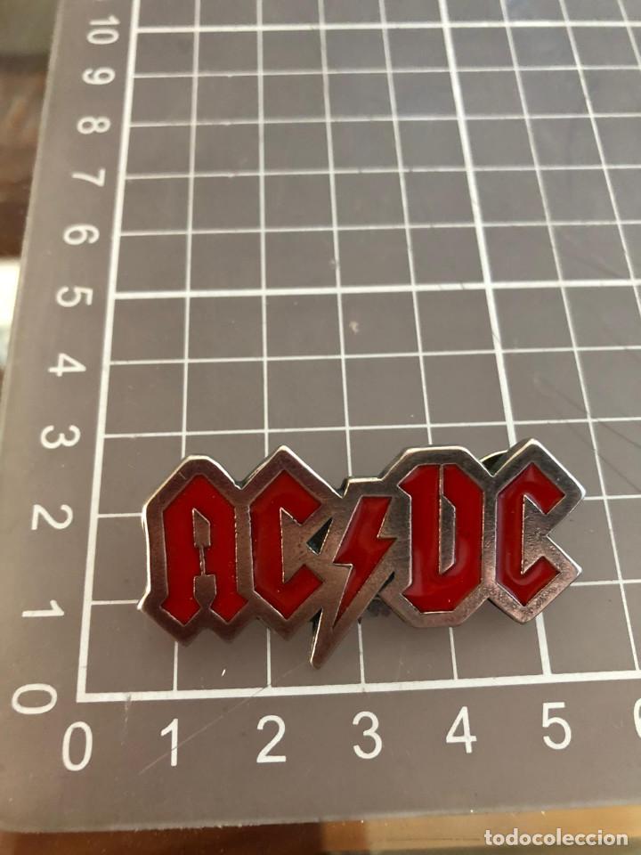 Pins de colecci&oacute;n: PIN AC/DC, AC DC,METALICO NUEVO Y SIN USO