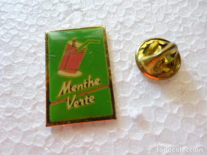 Pin's de collection: PIN DE BEBIDAS. MENTHE VERTE. MENTA VERDE