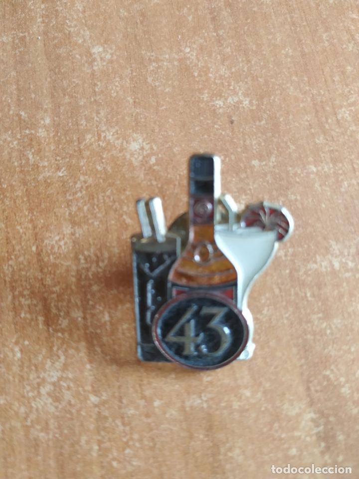 Pins de colecci&oacute;n: Antiguo Pin LICOR 43. - Foto 1