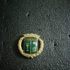 Pin's de collection: PIN HERÁLDICO SANTIAGO DE COMPOSTELA (A CORUÑA). Lote 217939362